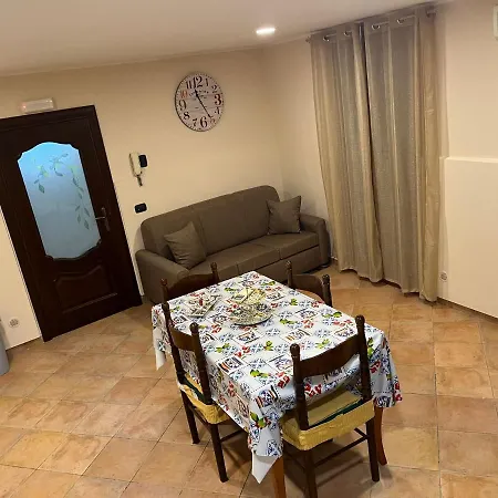 Leontini House 卡塔尼亚