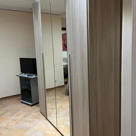 Leontini House بيت للعطل كاتانيا