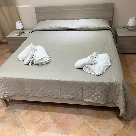 بيت للعطل Leontini House