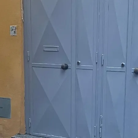 Leontini House بيت للعطل *